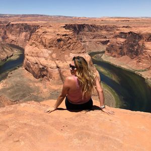 Meet your Posher, Nicole